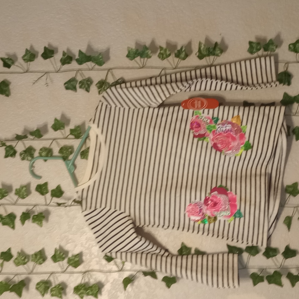 NWT kids long sleeve shirt